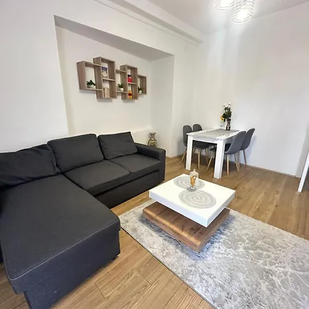 Апартаменты M's Square Cozy *